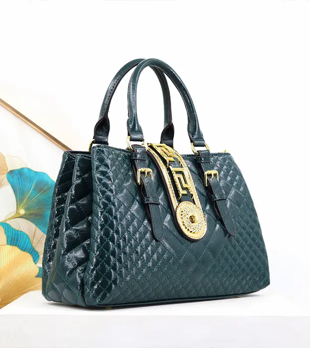 Luksuzna ženska torba Velané Éclat od super vlaknaste kože sa zlatnim detaljima