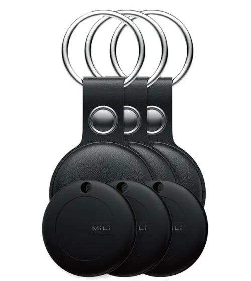 Tri MiTag Duo Bluetooth trackera u crnim kožnim futrolama sa metalnim prstenovima za ključeve